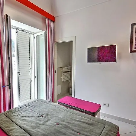 Sleeps 4 Air Con Wifi Maiori