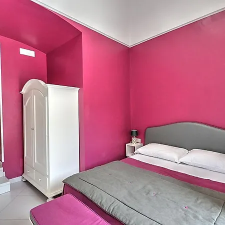 Sleeps 4 Air Con Wifi Holiday home Maiori