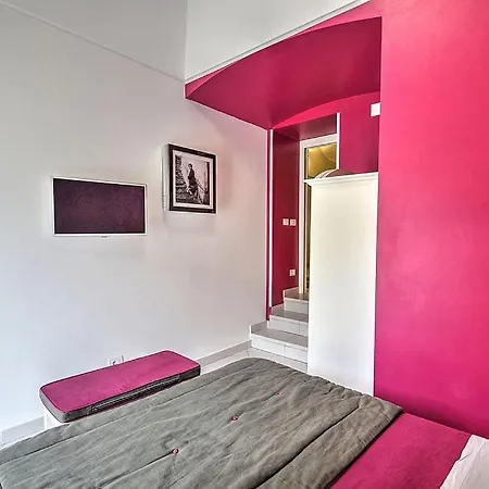 Sleeps 4 Air Con Wifi *