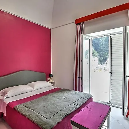 Sleeps 4 Air Con Wifi * Maiori