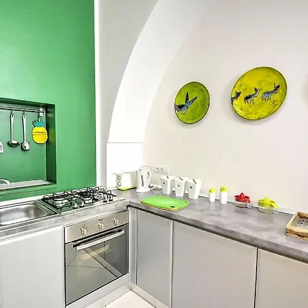 Sleeps 4 Air Con Wifi *